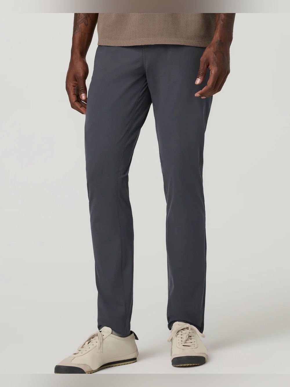 Vuori Meta Pant Athletic Slim Fit In Charcoal Color . Size 36